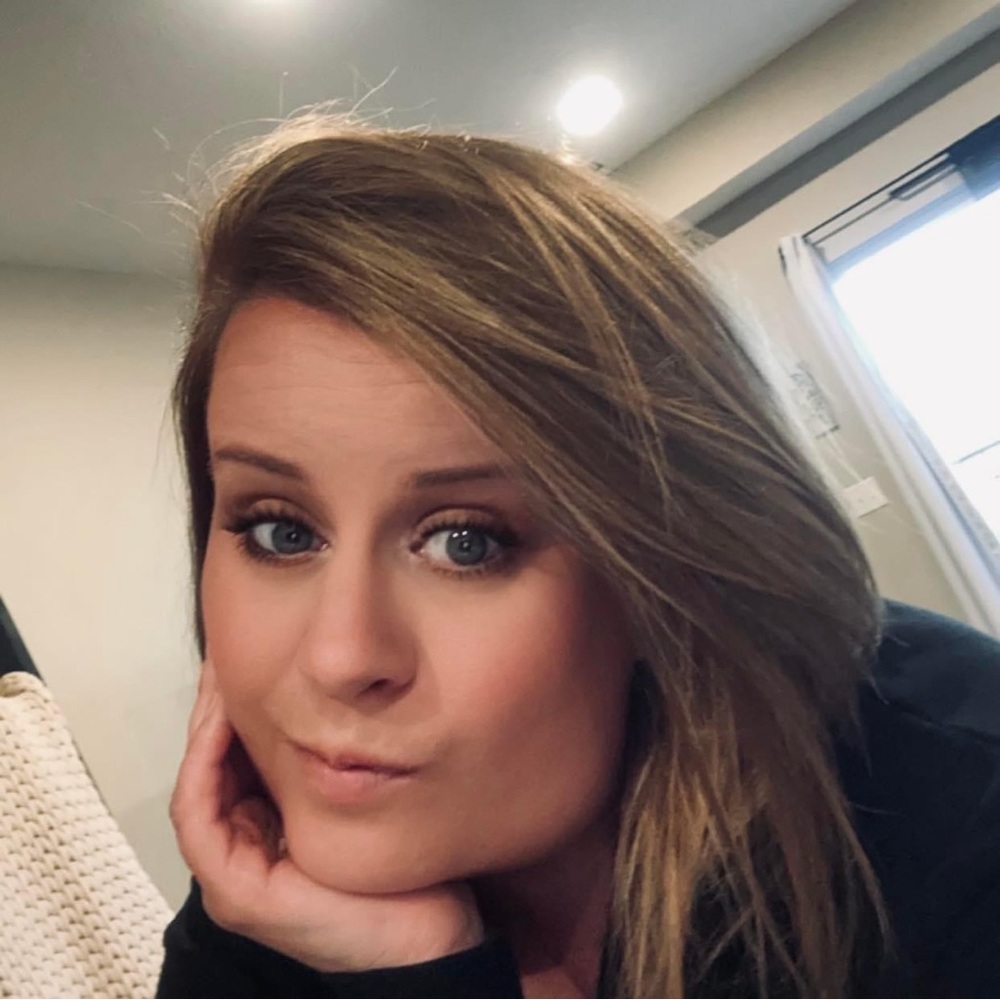 Meet your Posher, Ashley